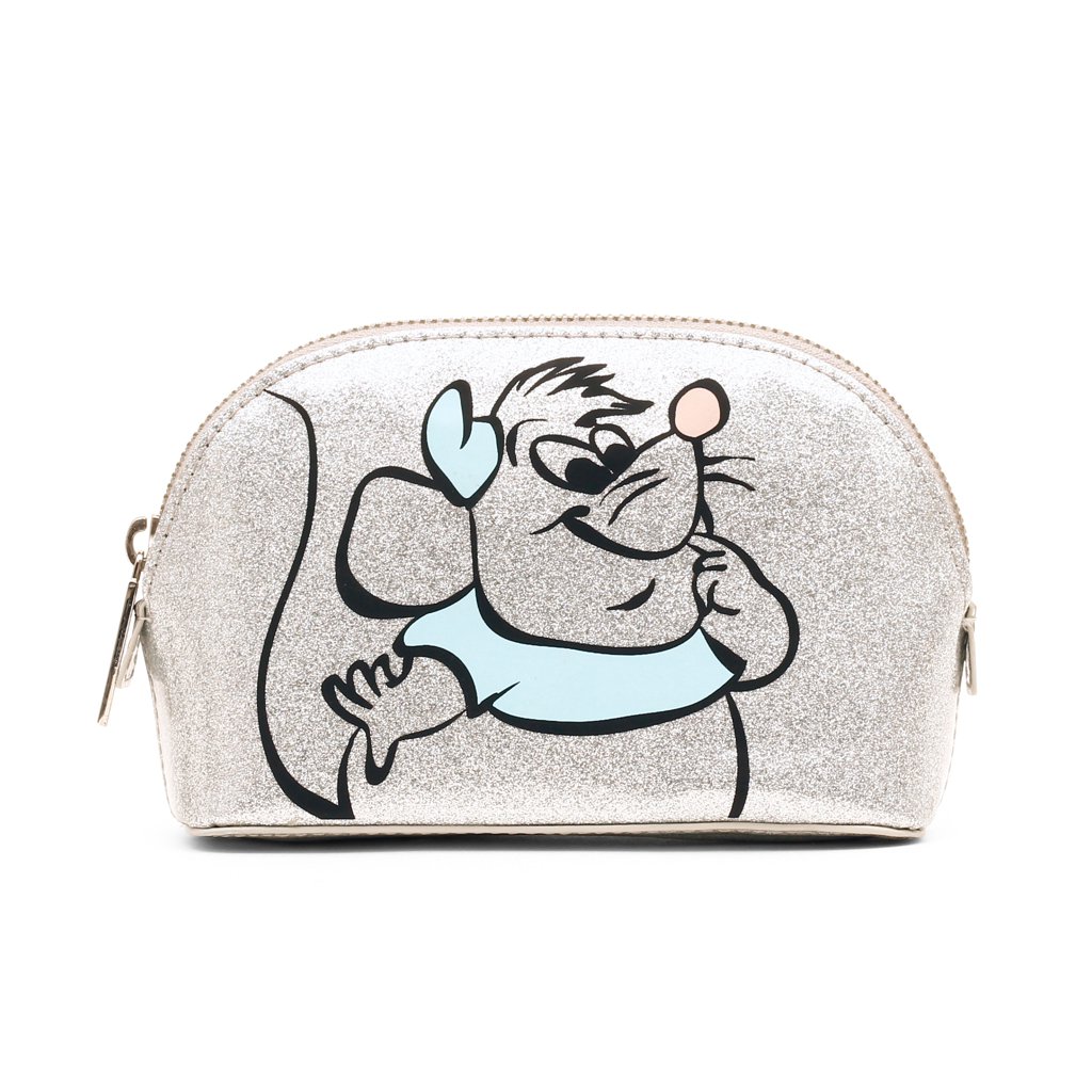Coleção Disney x Danielle Nicole Imagina que luxo carregar as maquiagens nessa bolsinha do Tatá? Foto: