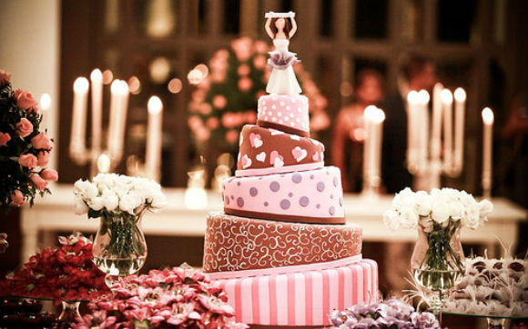 Decoração marrom e rosa