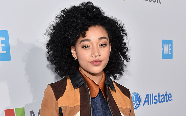 A internet ajudou Amandla Stenberg na transição capilar