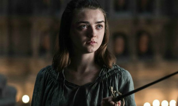 Maisie Williams se despede de Game of Thrones com foto assustadora