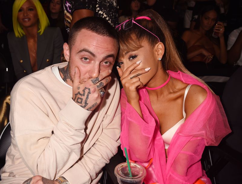 Ariana Grande e Mac Miller durante o VMA