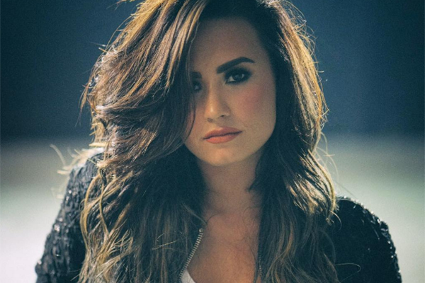 Você curtiu o novo corte de cabelo da Demi Lovato?