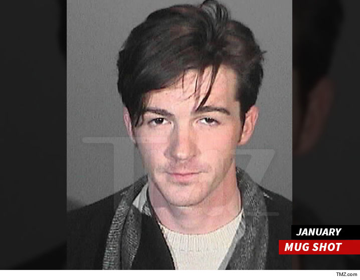 Mugshot de Drake Bell, preso por dirigir alcoolizado