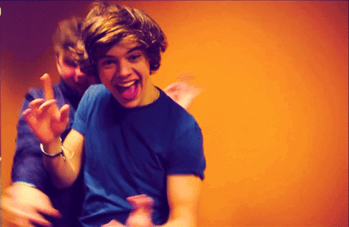 harry-styles-celebra-serie-nova-zayn harry-styles-celebra-serie-nova-de-zayn