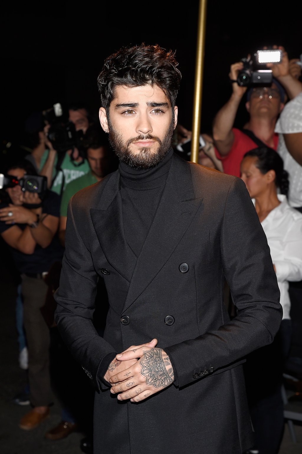Zayn anuncia lançamento de seu 1º livro