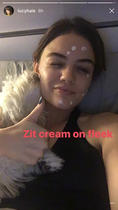 Lucy Hale-espinhas