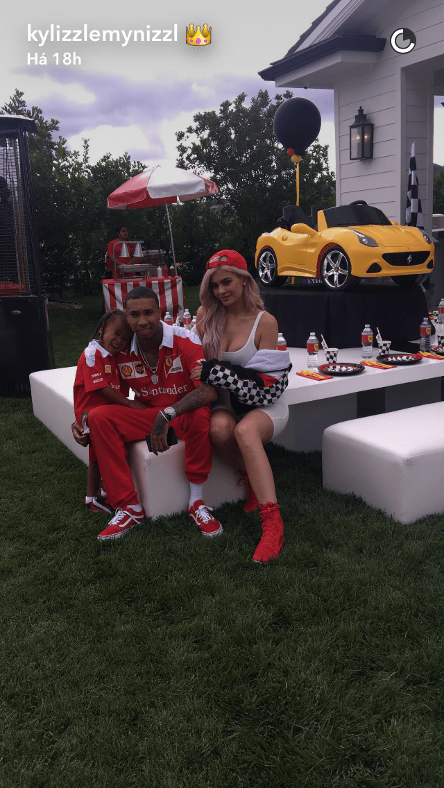 kylie-jenner-festa-filho-tyga-capa