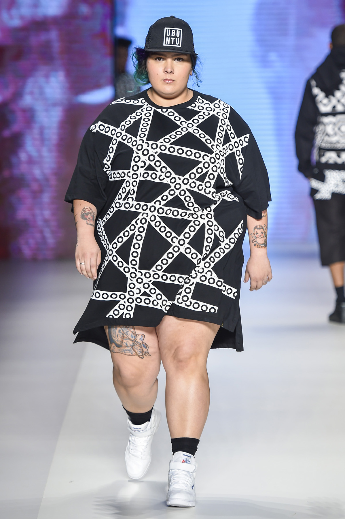 lab diversidade passarela Modelos plus-size também desfilaram para a marca! Foto: