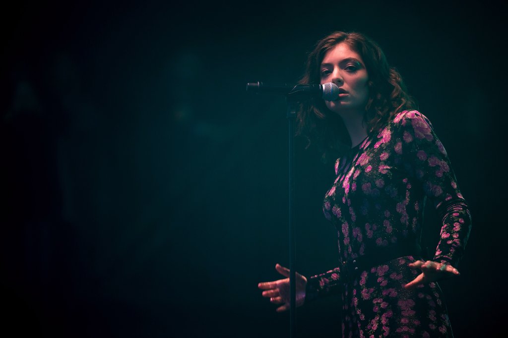 Em tweet de janeiro, Lorde previu queda de homens poderosos