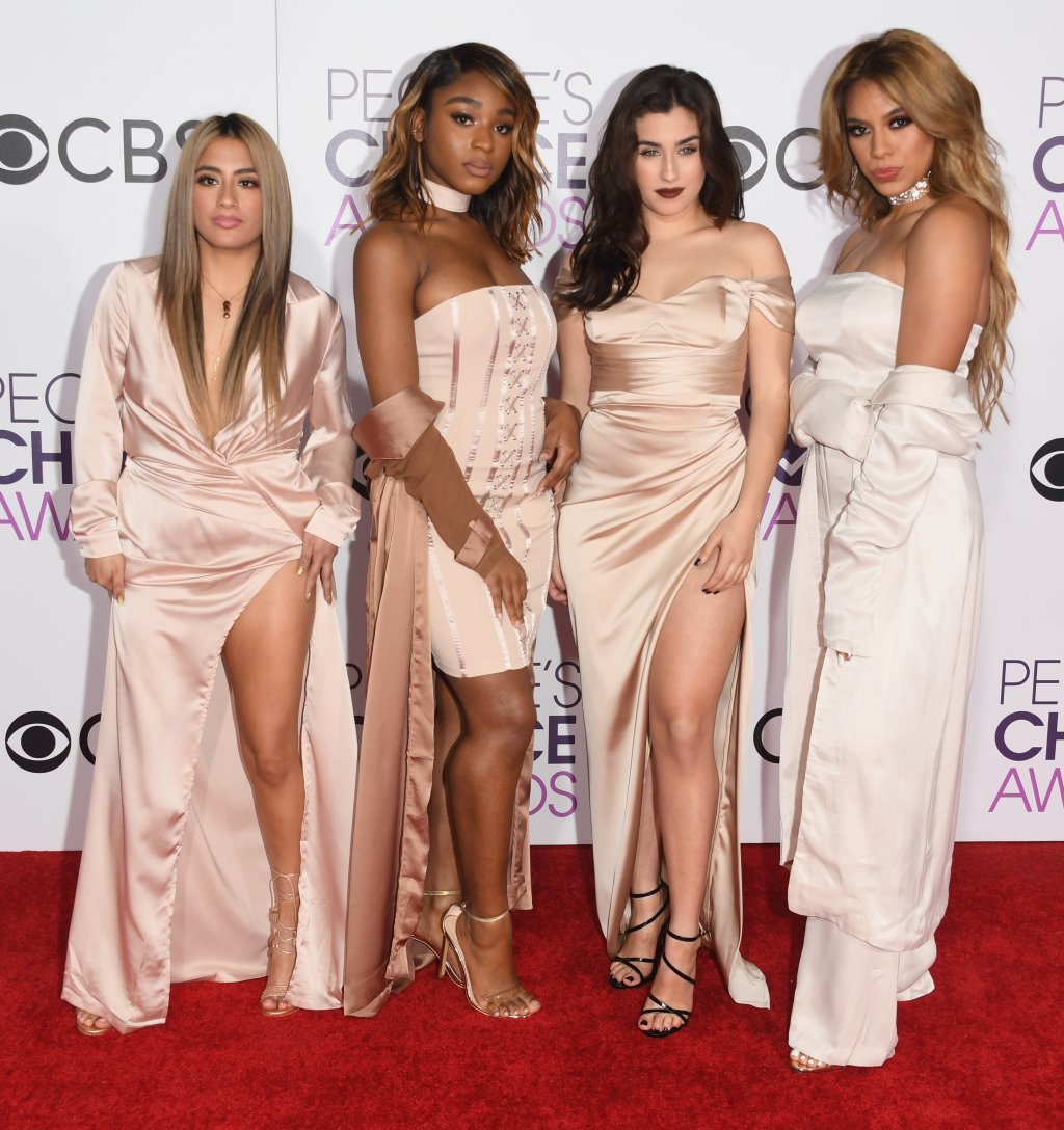 Os looks lacradores do red carpet do People’s Choice Awards 2017