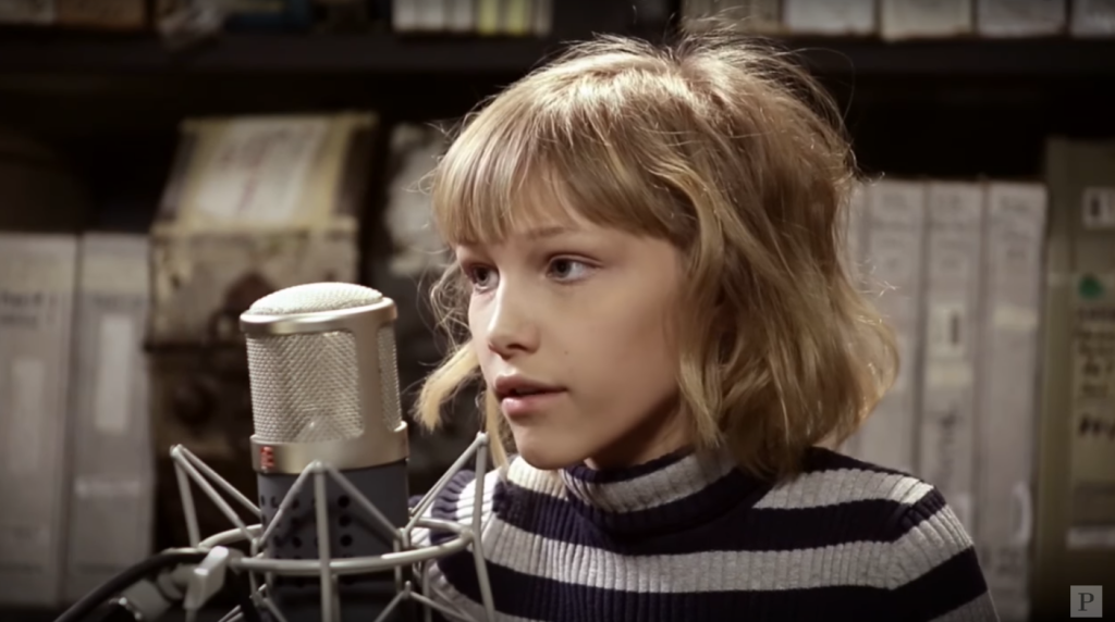 Grace Vanderwaal canta Ed Sheeran com violão do Shawn Mendes