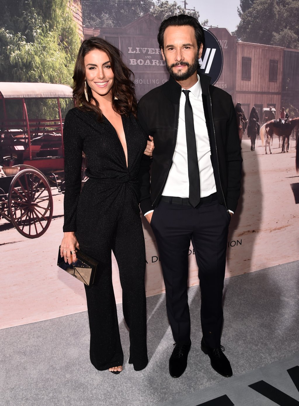 Mel Fronckowiak e Rodrigo Santoro revelam sexo do 1º filho