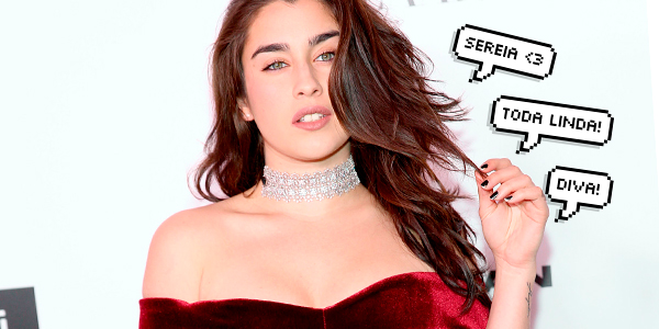 Look do dia: Lauren Jauregui aposta em vestido de veludo e choker