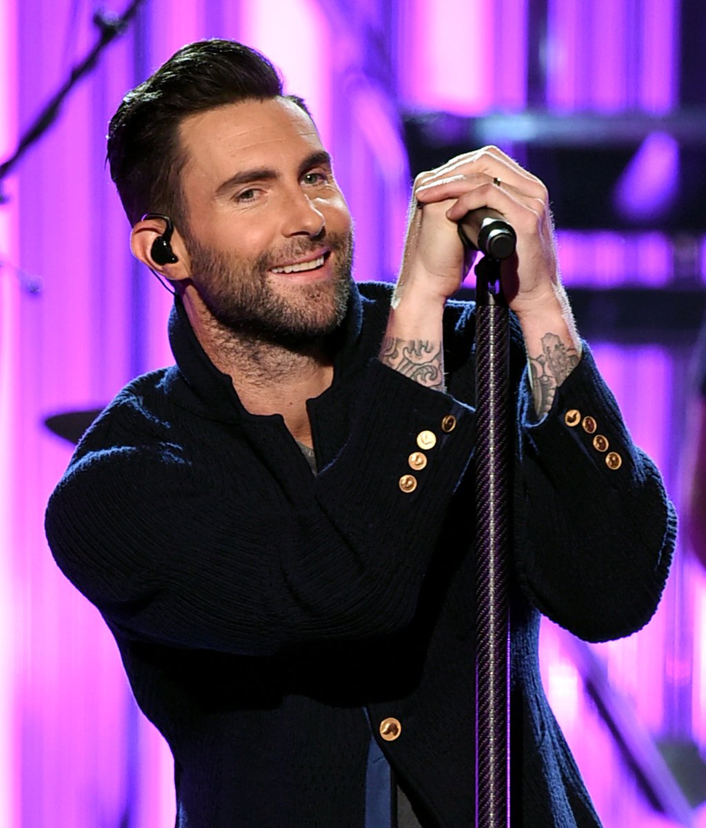 Adam Levine irá ganhar sua própria estrela na Calçada da Fama