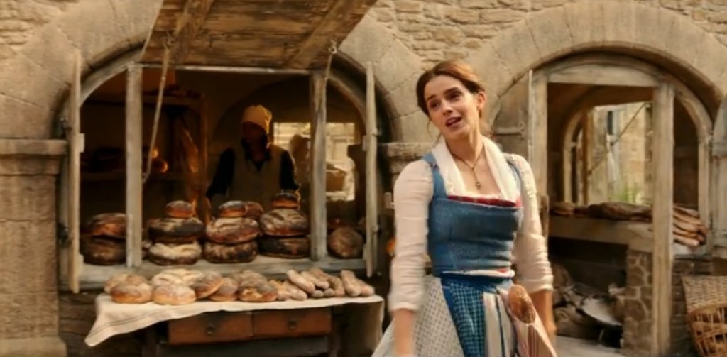 Emma Watson canta a música de Bela em cena de A Bela e a Fera