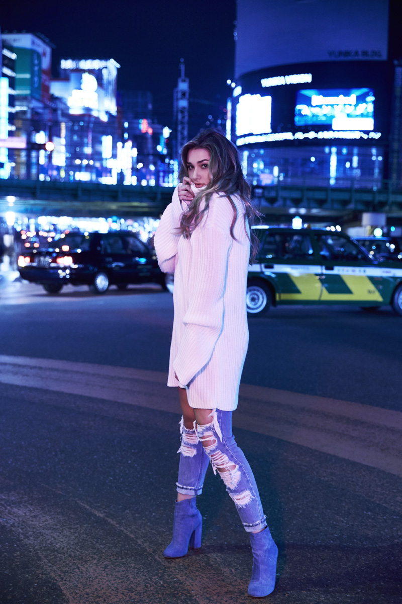 Sasha Meneghel lança coleção bapho com a Coca-Cola Jeans