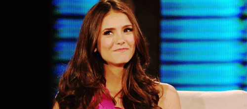 Nina Dobrev surgiu com rosto azul no Insta – e a CH conta por quê