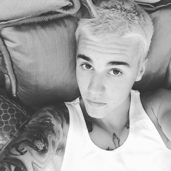 Oficial de Justiça vai esperar Justin Bieber em aeroporto do Rio