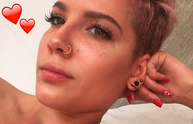 O mantra de beleza da Halsey é uma verdadeira aula de autoestima