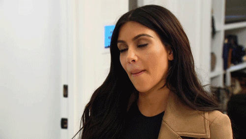 Fãs comparam batons de Kim Kardashian a… Bacon! Oi?