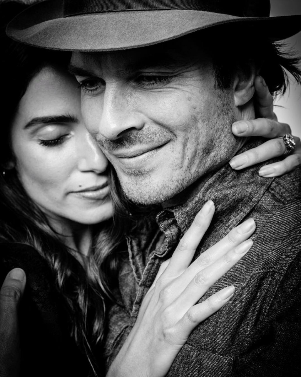 Ian Somerhalder e Nikki Reed vão ser papais!