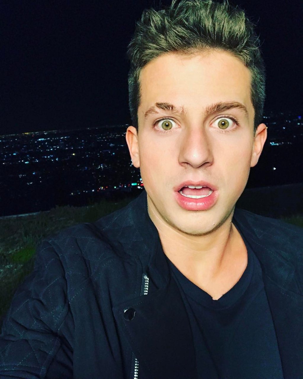 Charlie Puth sobre novo álbum: “vão conhecer o verdadeiro eu”