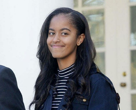 Filha de Barack Obama rola no chão durante show – fã é fã, né?