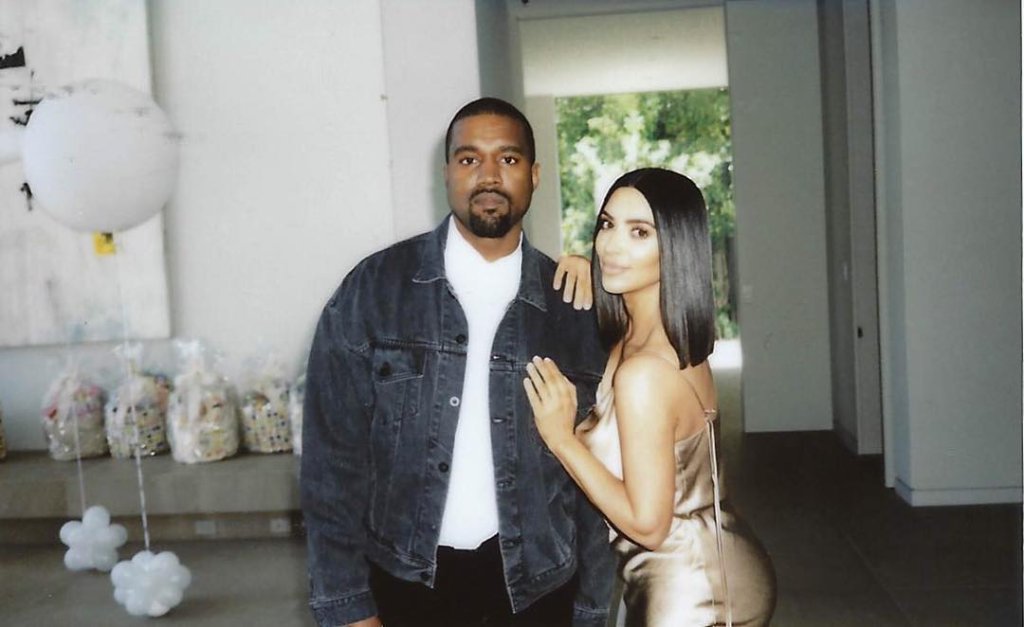 Kim Kardashian quebra silêncio sobre Kanye West: “Genial, mas complicado”