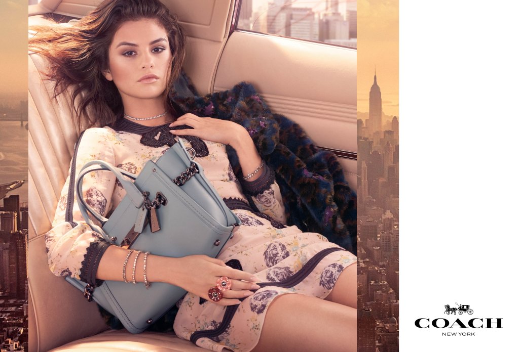 OMG! Selena Gomez está maravilhosa na campanha da Coach