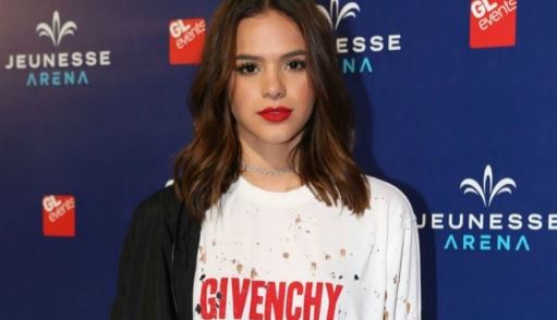 Bruna Marquezine arrasa no look para curtir show da Ariana Grande