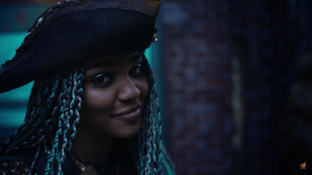 China McClain canta em nova música de Descendentes 2. Vem ouvir!