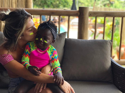 Completando 4 anos, Titi Gagliasso ganha homenagem fofa da mãe