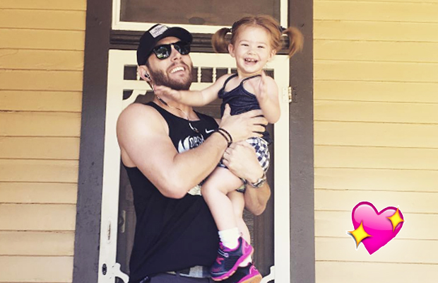 Estas fotos do Jensen Ackles com os filhos vão te alegrar 110%!