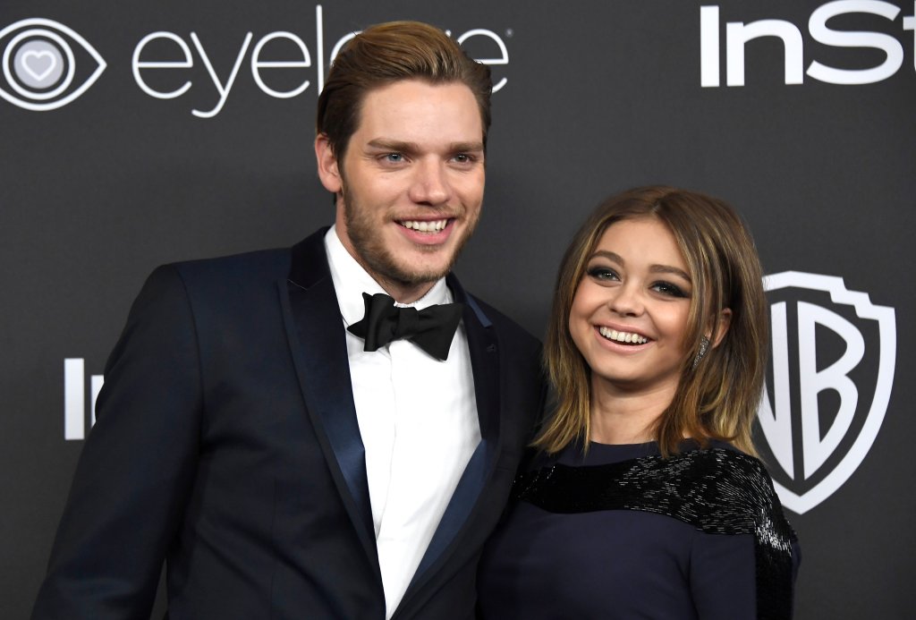 Dominic Sherwood e Sarah Hyland terminam namoro de 2 anos