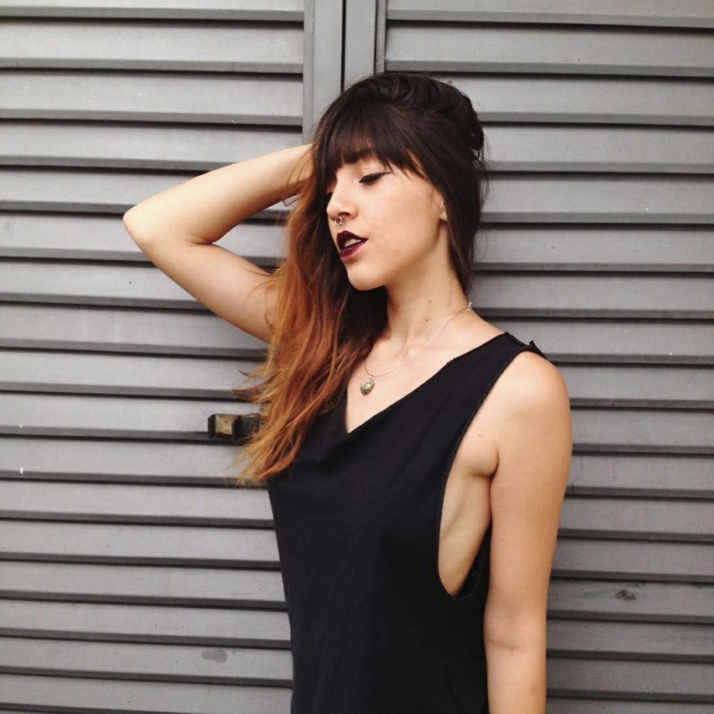It Girls: a Nayanne ama bombar o visual clean com acessórios