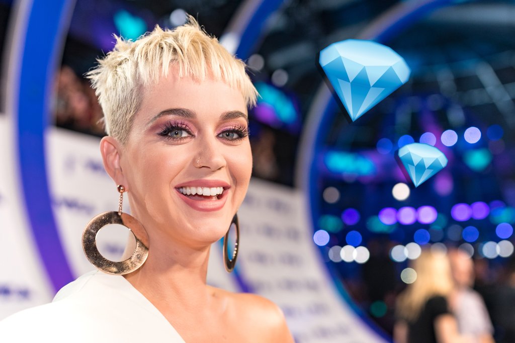 Katy Perry usou vestido com 30 mil cristais em show. Ostentação!