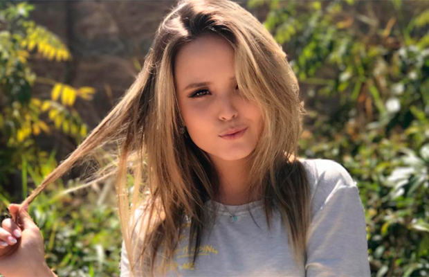 Larissa Manoela manda recado para fãs que a preferem morena