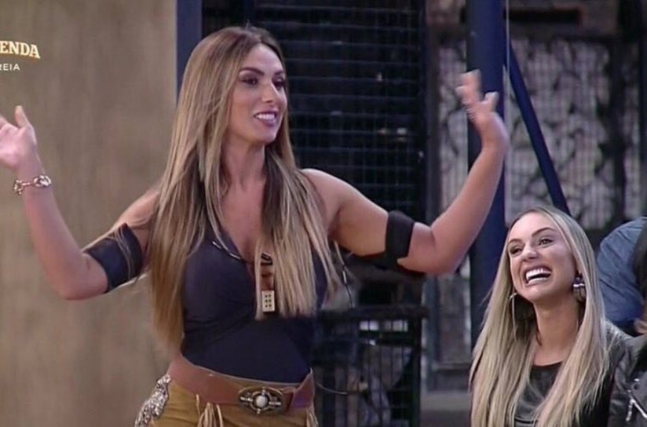 O Twitter não está sabendo lidar com a saída de Nicole Bahls