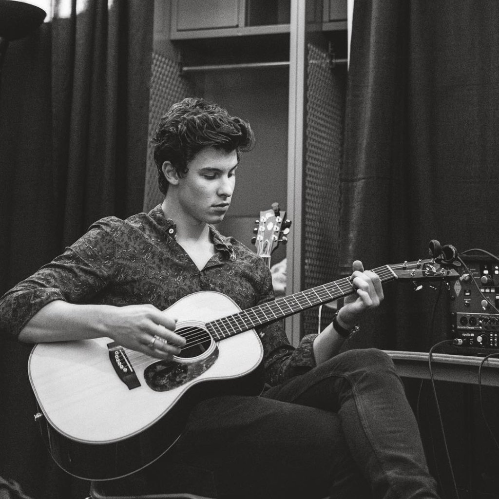 Shawn Mendes já está em solo brasileiro para o Rock in Rio 2017!