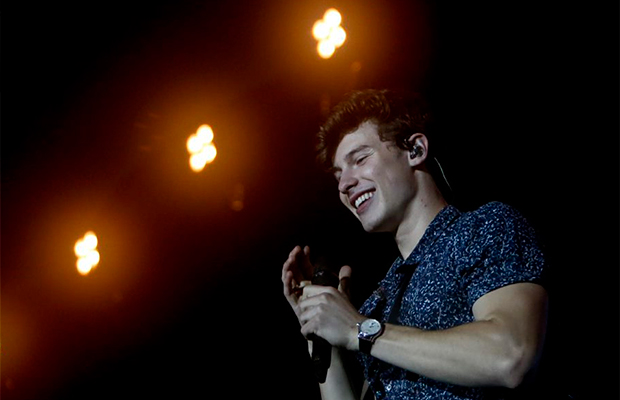 Shawn Mendes cancela show após terremoto no México