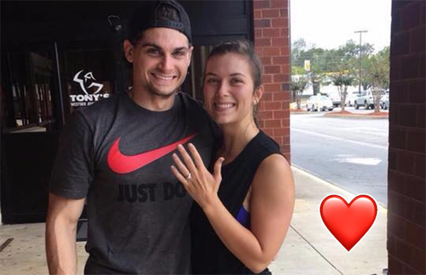 Esta garota foi pedida em casamento no meio do treino de crossfit