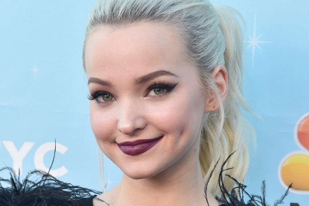 Os looks da Dove Cameron são muito fashionistas. Vem se inspirar!