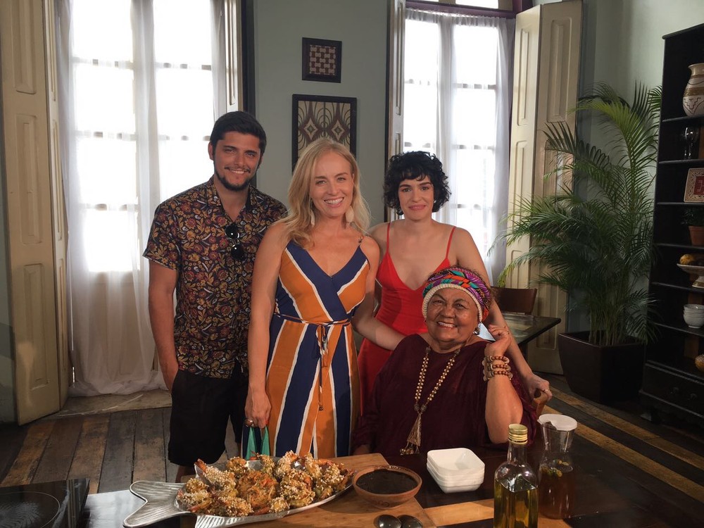 Fim do programa Estrelas pegou equipe de surpresa, diz site
