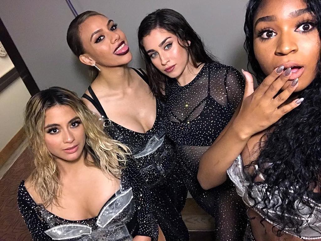 Rolou um mini-reencontro do Fifth Harmony e não estamos bem