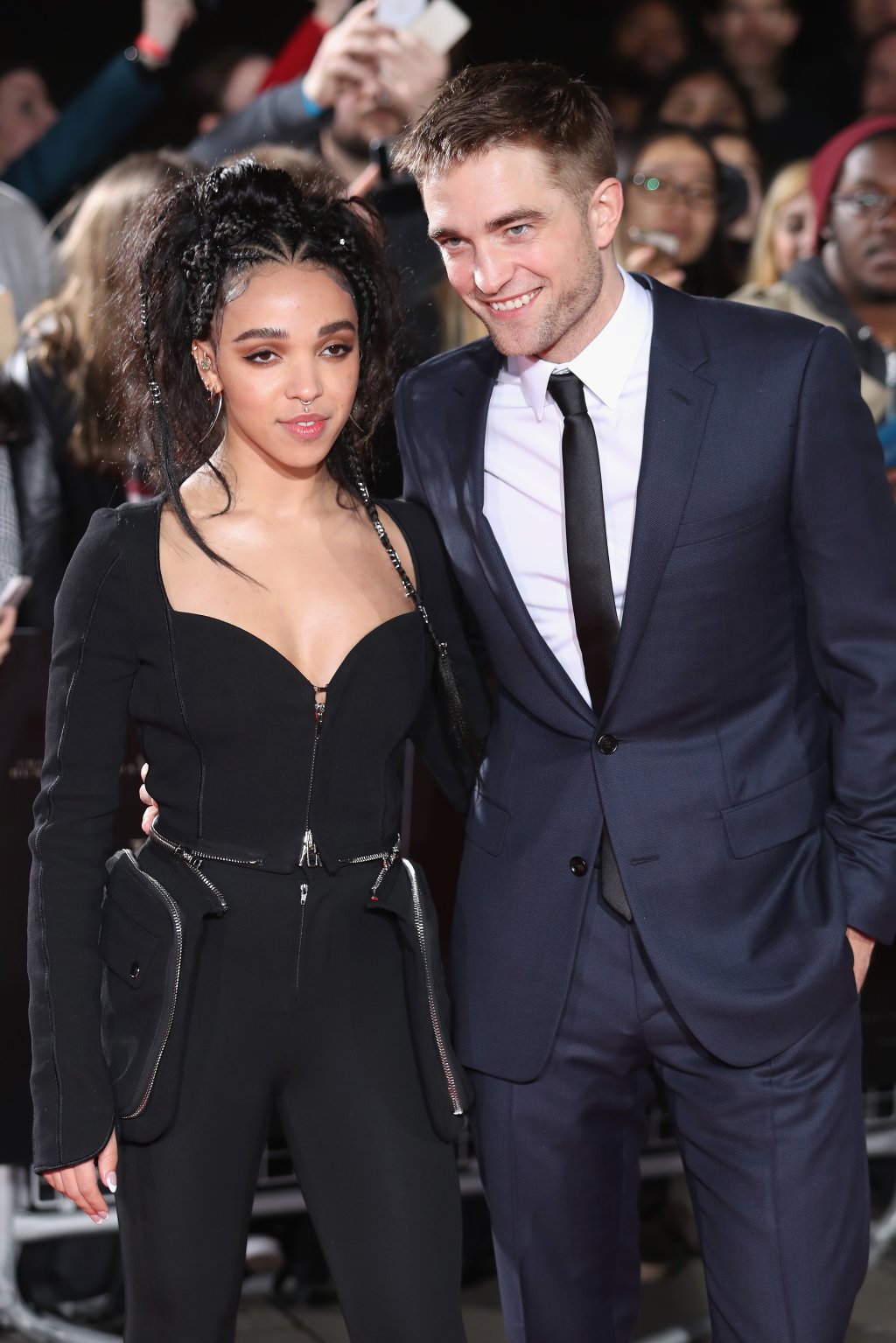 Acabou! Robert Pattinson terminou o namoro de 3 anos