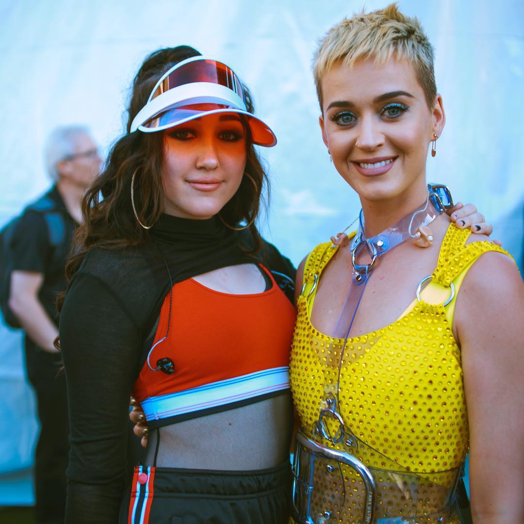 noah-cyrus-katy-perry-turne-witness-tour