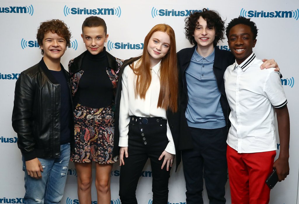 Atriz de Stranger Things não queria fazer cena do beijo na série