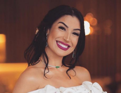 Bianca Andrade, a Boca Rosa, faz suas primeiras tatuagens!