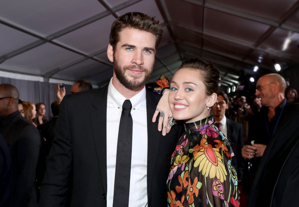 Miley Cyrus e Liam Hemsworth se casaram há seis meses, diz site