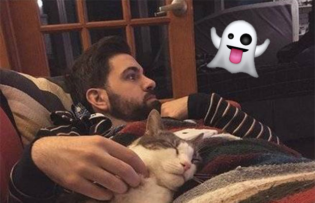 Este homem conseguiu fotografar um fantasma em seu apartamento